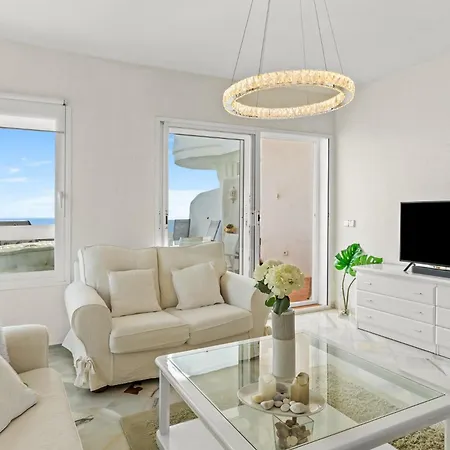 Puente A106 Apartment